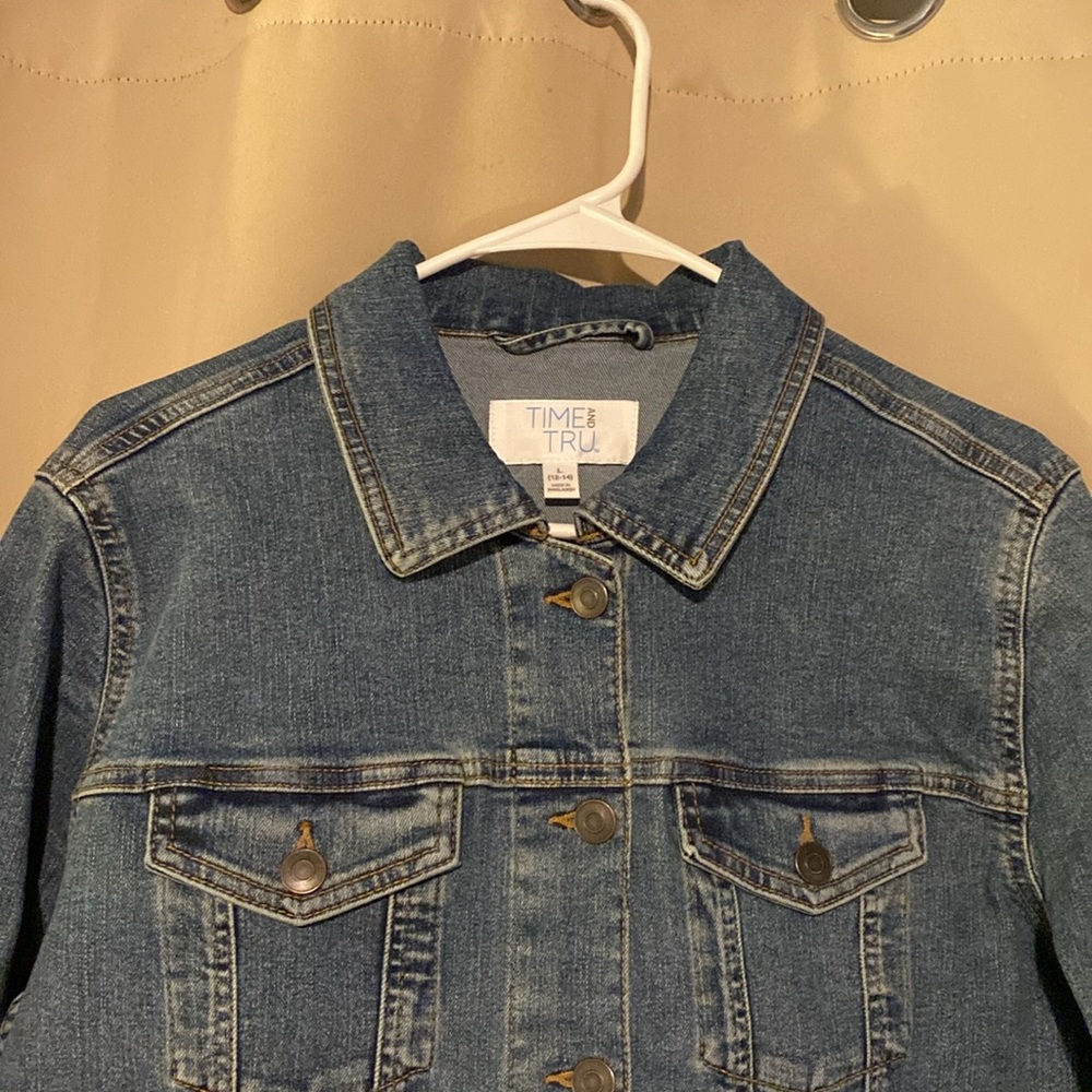 Denim jacket - Picture 7 of 14